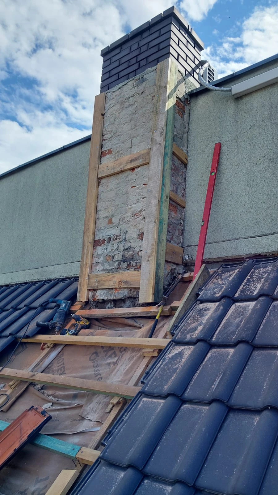 realizacja-dekarska-9-komin-przed