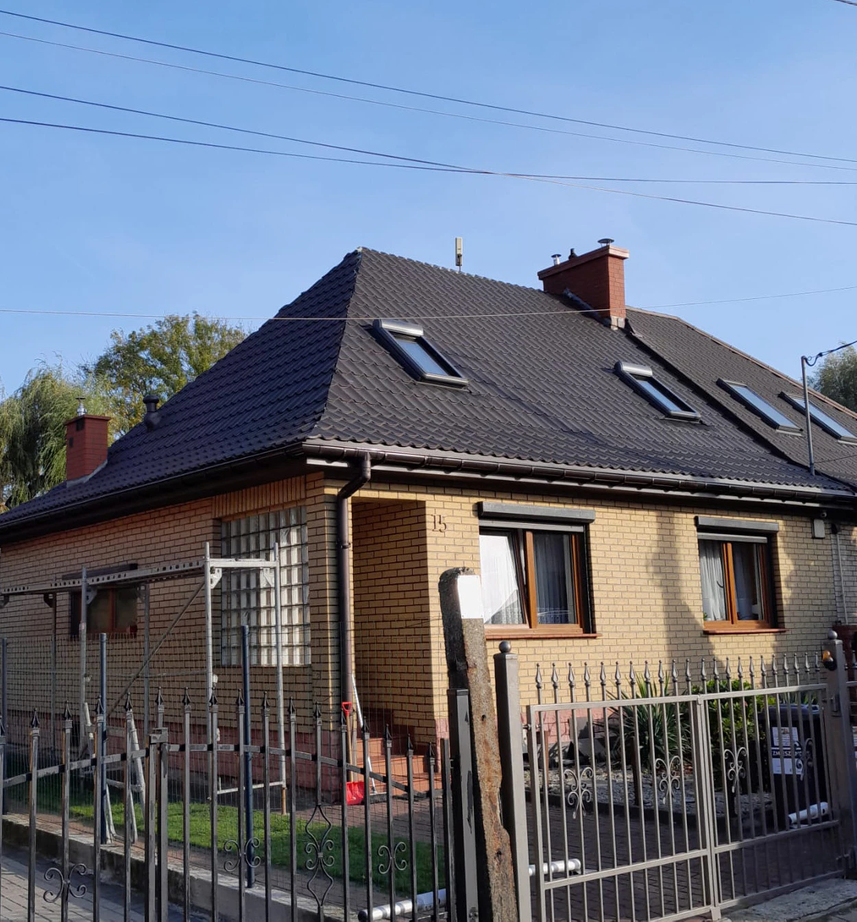 realizacja-naprawy-dachu-po